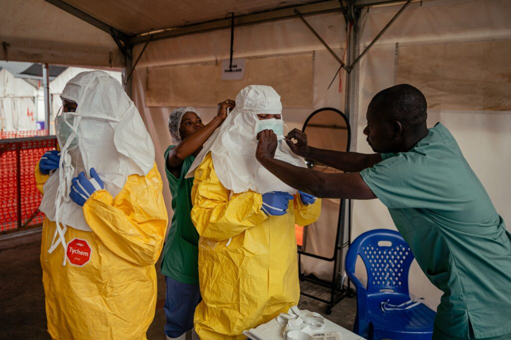 Ebolaan kuolleita jo yli 60 Afrikan viimeisimmässä epidemiassa