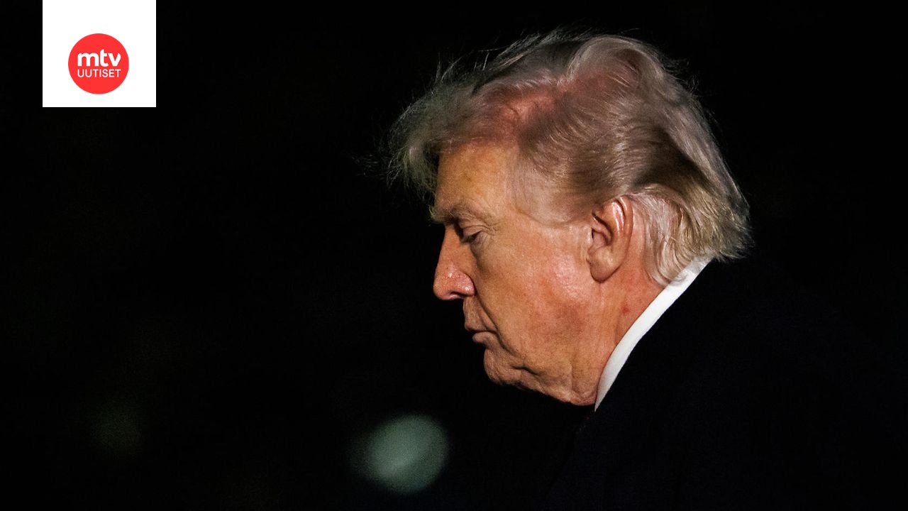 Epäily: Trumpin syntymäpäivätapahtumaan aiottiin pudottaa räjähteitä – kuvituskuva