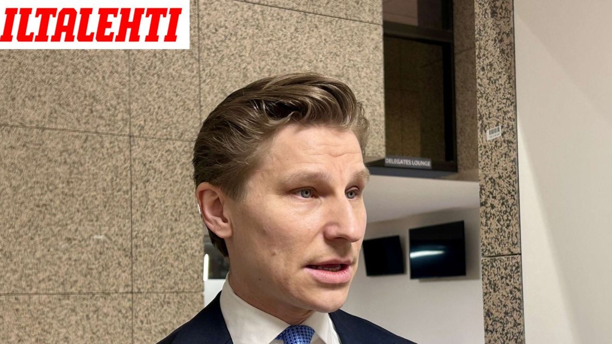 Häkkäsen erovaate herätti keskustelun puolustuspolitiikan suuntaviivoista – kuvituskuva