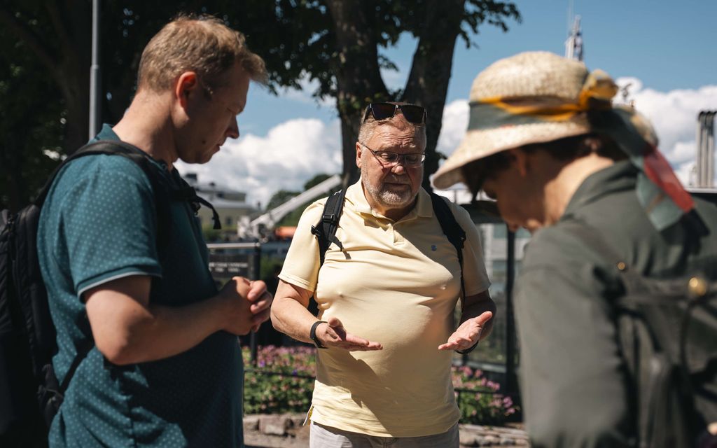 Ismo Haapala pysäyttelee tuntemattomia kaduilla – satojen suomalaisten hiljainen tehtävä herättää myös ärtymystä