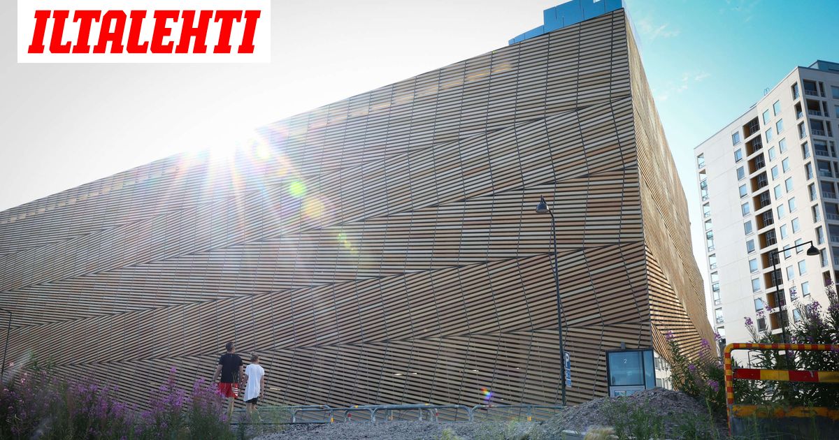Neljä kuolemaa samassa pysäköintilaitoksessa Jätkäsaaressa – turvatoimien päätös viivästyy – kuvituskuva
