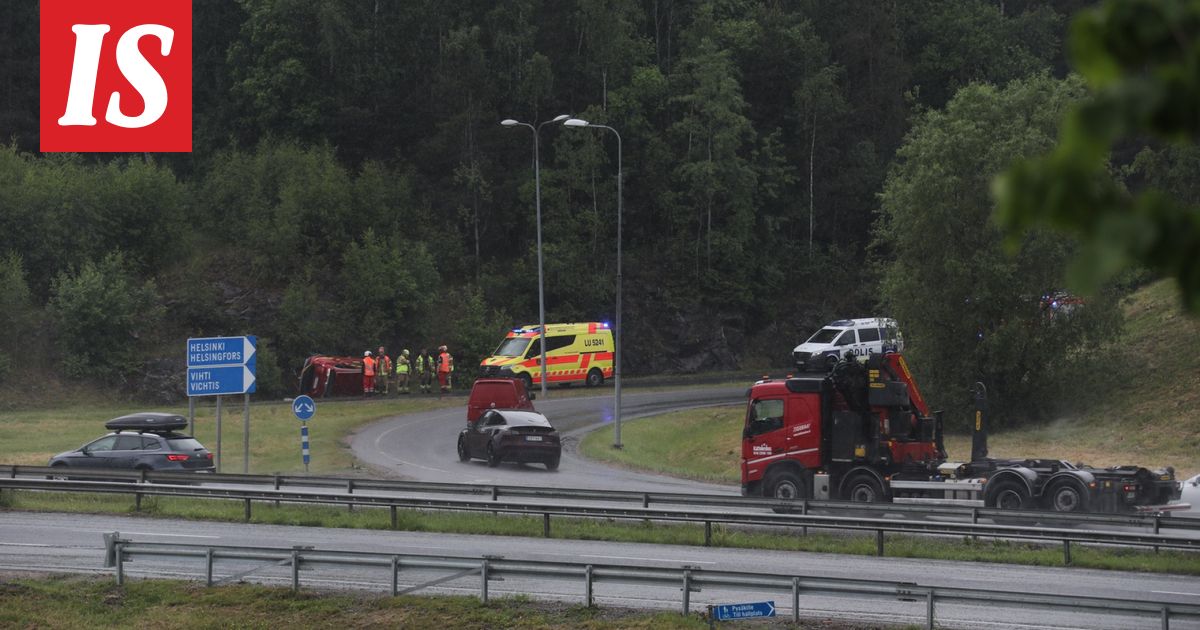 Onnettomuus Kehä 3:lla – kolme sairaalaan – kuvituskuva