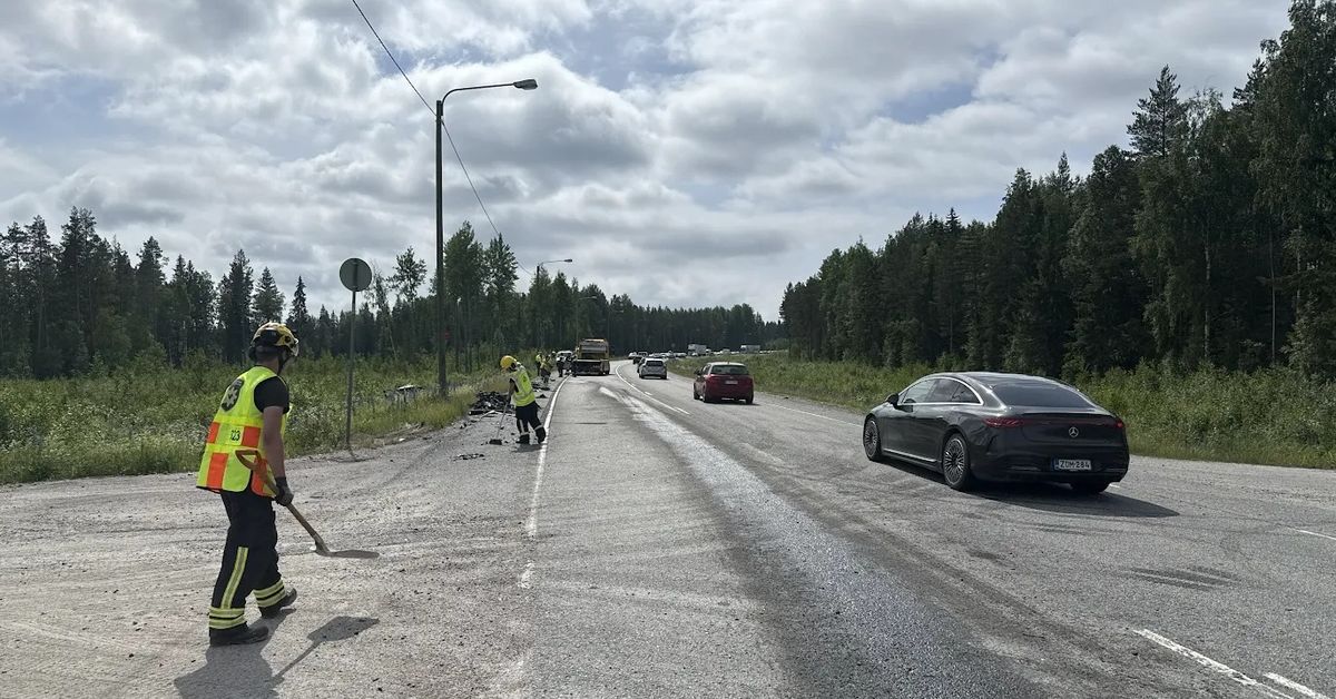 Poliisi epäilee molempia Keski-Suomen liikenteessä kuolleita miehiä törkeästä liikenneturvallisuuden vaarantamisesta