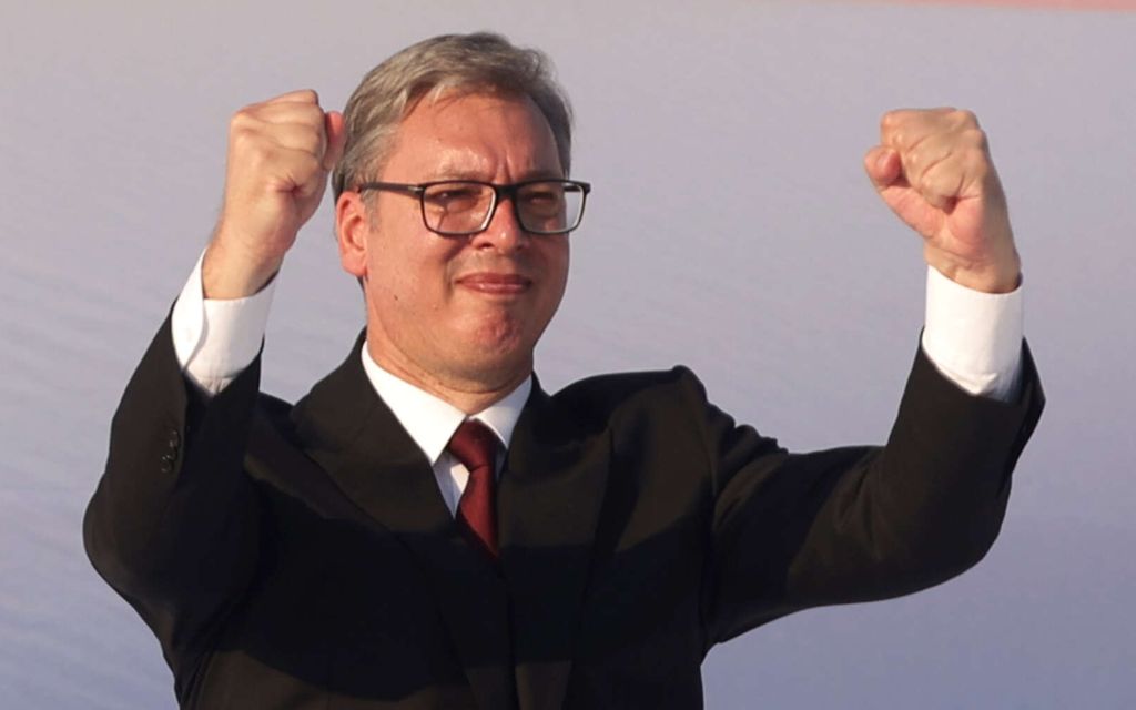 Serbian Vučić ilmoitti erostaan – vallanvaihto voi avata tien ennenaikaisiin vaaleihin