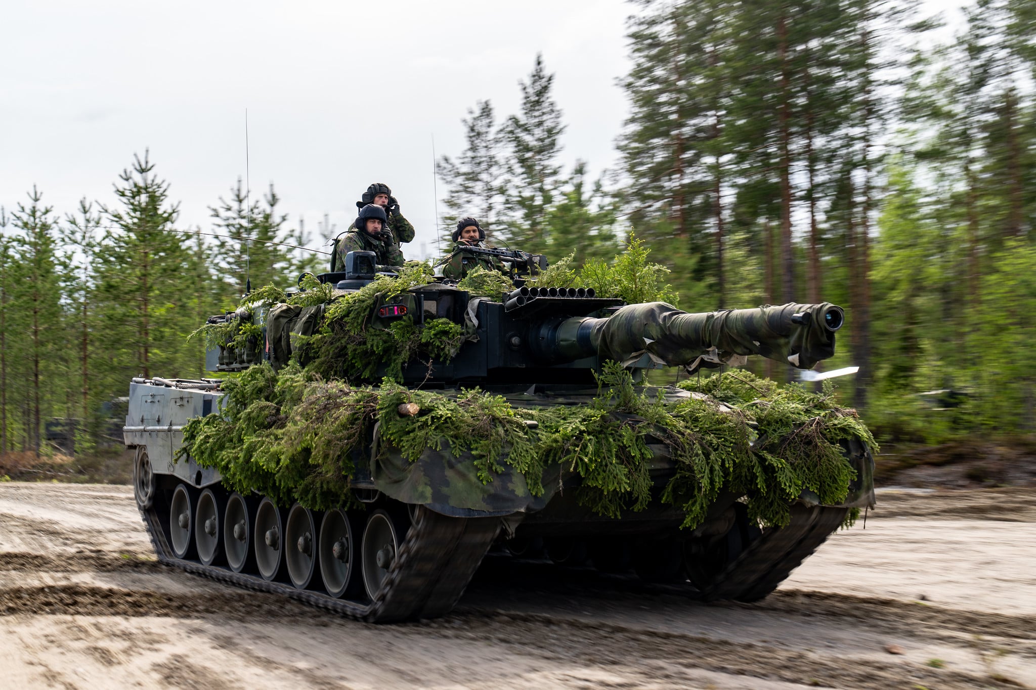 Suomalaiset Leopardit tuhottiin sekunneissa Nato-harjoituksessa – kuvituskuva