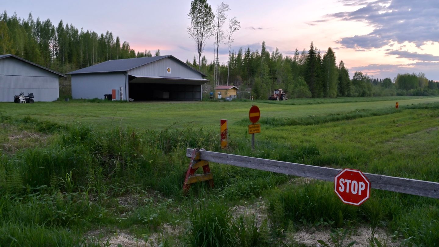 Tältä pienkoneen putoamispaikalla Kannonkoskella näyttää