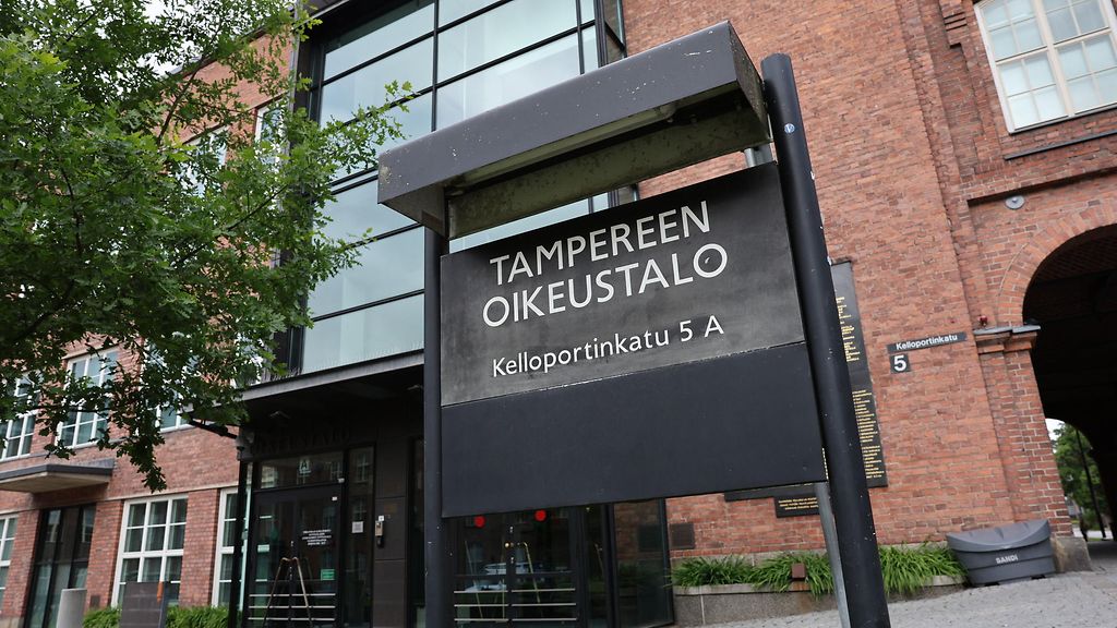 Teinipojat suunnittelivat kouluiskua ammattiopistoon Tampereella – käräjäkäsittely alkaa