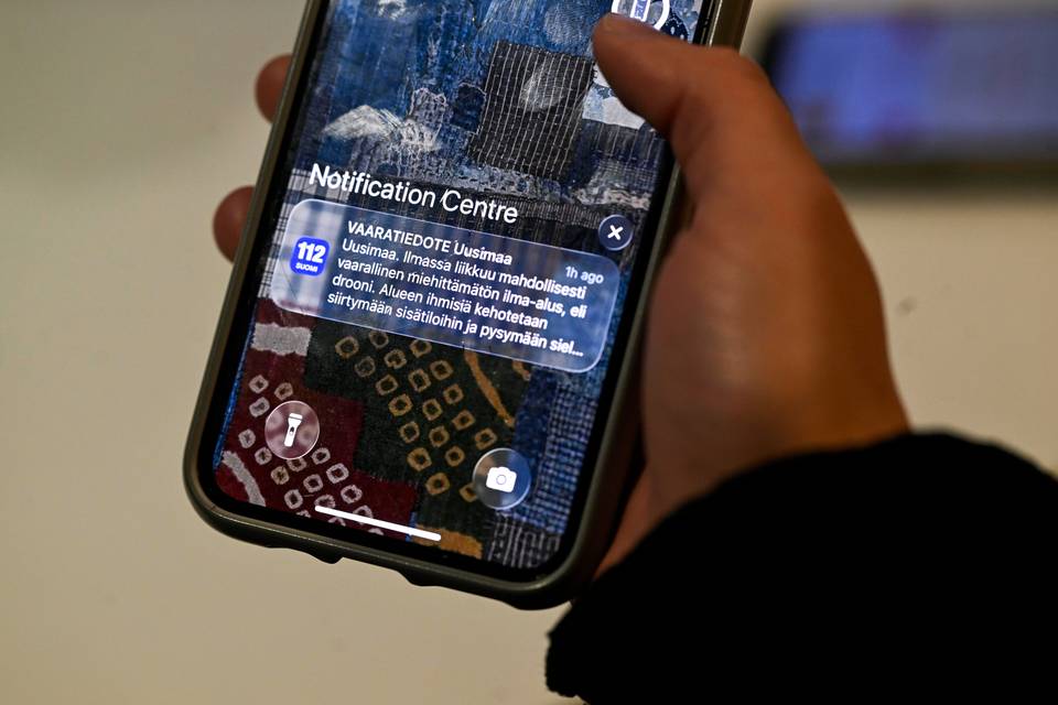Uusi vaaratiedotejärjestelmä tulee matkapuhelimiin lokakuun loppuun mennessä