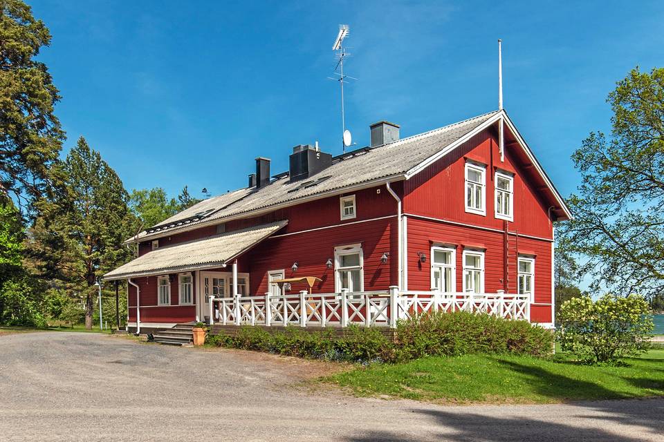 Vain elämää sai uuden kuvauspaikan Raaseporin saaristosta