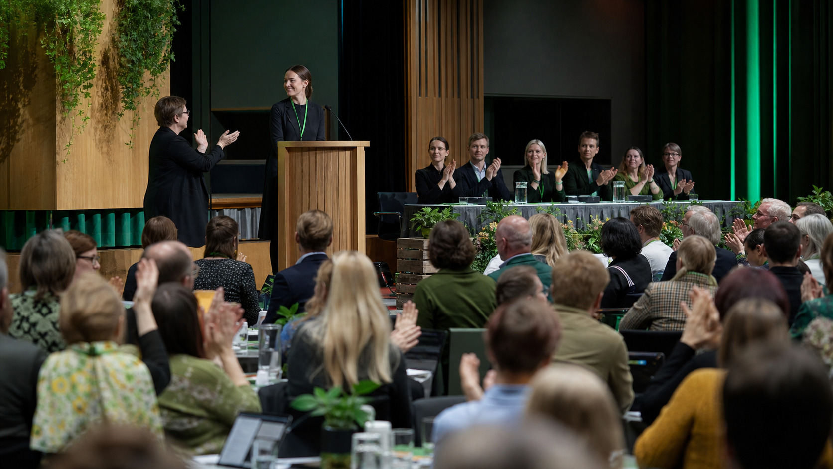 Vihreät hyväksyi uuden puolueohjelman Turussa